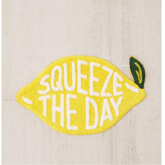 Urban Outfitters Squeeze The Day Bath Mat NWT - Picture 2 of 16
